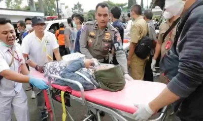 In Indonesia, 56 People Are Killed And Hundreds Are Injured In a Quake