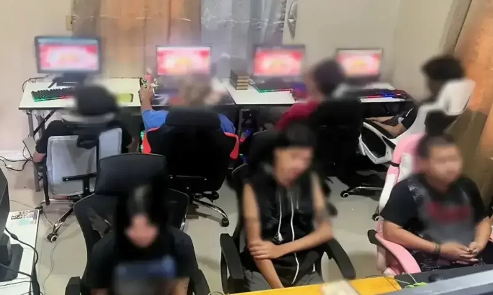 14 Computer Hackers Detained For Spamming Over 115 Govt Sites With Gambling Advertising