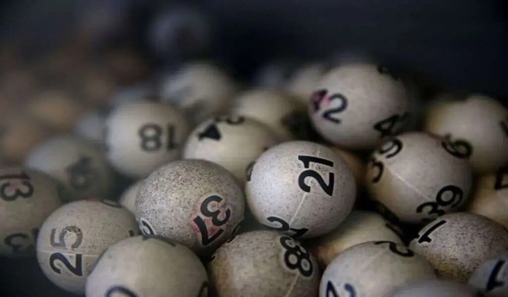 Powerball Winning Ticket Sold At Michigan CVS For $1 Million