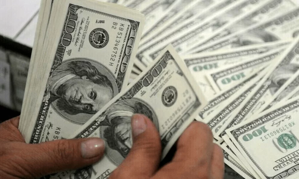 Dollar Extends Drop After Inflation data knock