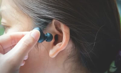 More than 1 Billion Young People's Unsafe Listening Habits May Cause Hearing Loss, Study Shows