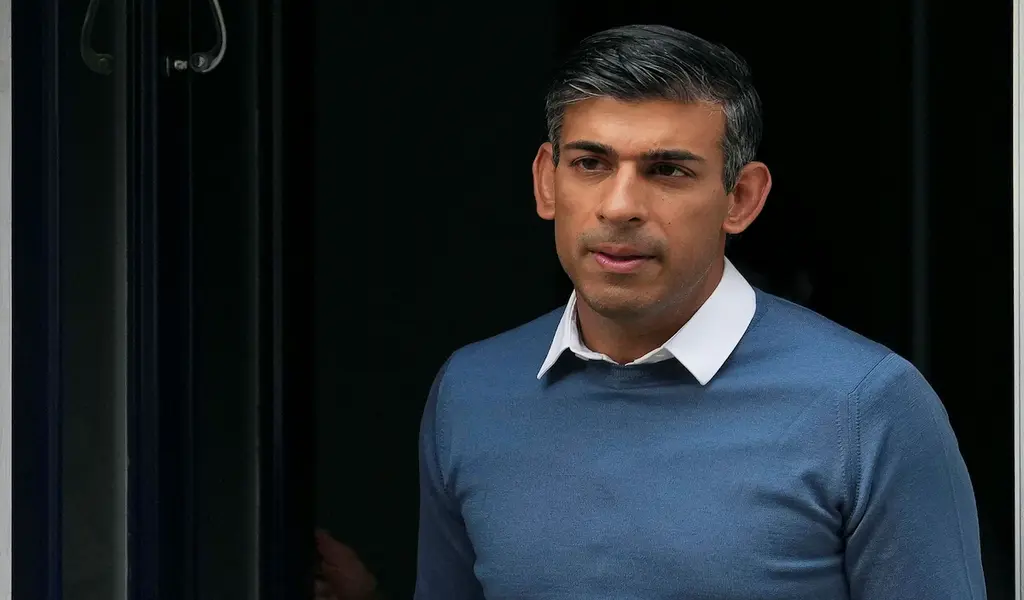 Rishi Sunak Considers Restrictions On Foreign Students To Control Migration: Report