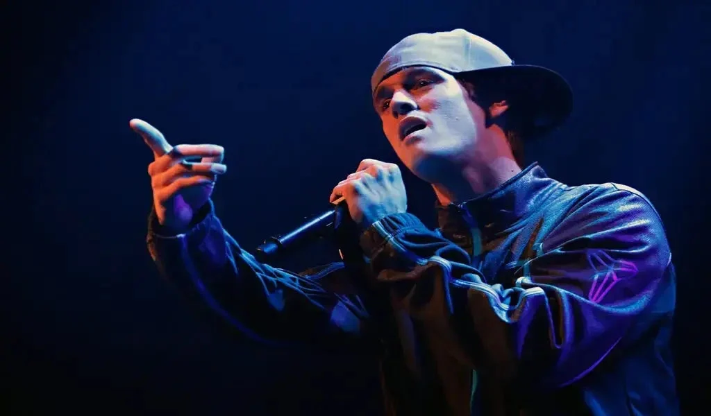 Singer Aaron Carter, brother of Backstreet Boys' Nick Carter, dies at 34