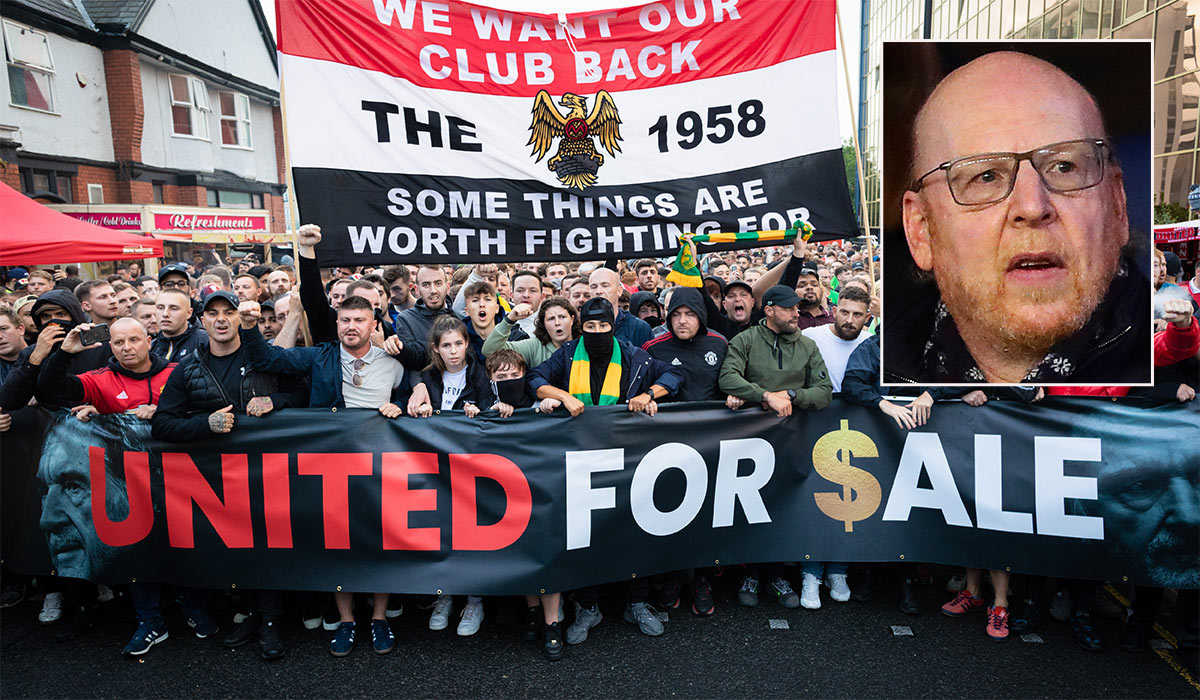 Manchester United Owners Ponder Sale as Ronaldo Exits