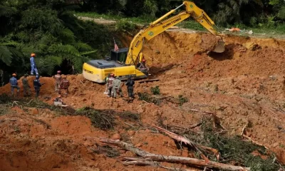 Batang Kali Rescuers Retrieve Last Victim's Body From Malaysia Landslide