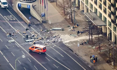 Giant Aquarium In Berlin Burst, Injuring 2 People