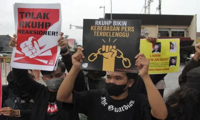 Indonesia Attempts To Calm Tourists’ Concerns Over New Sex-Outside-Marriage Law