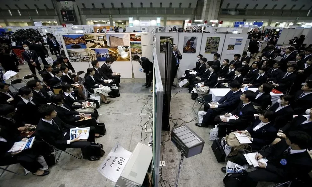 Japan's Jobless Rate dropped to 2.5 in November
