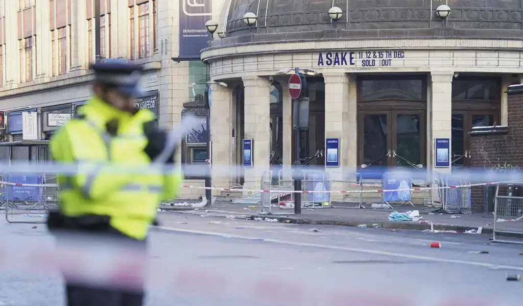 London Crowd Crush Kills A Woman Outside Asake's Concert Venue