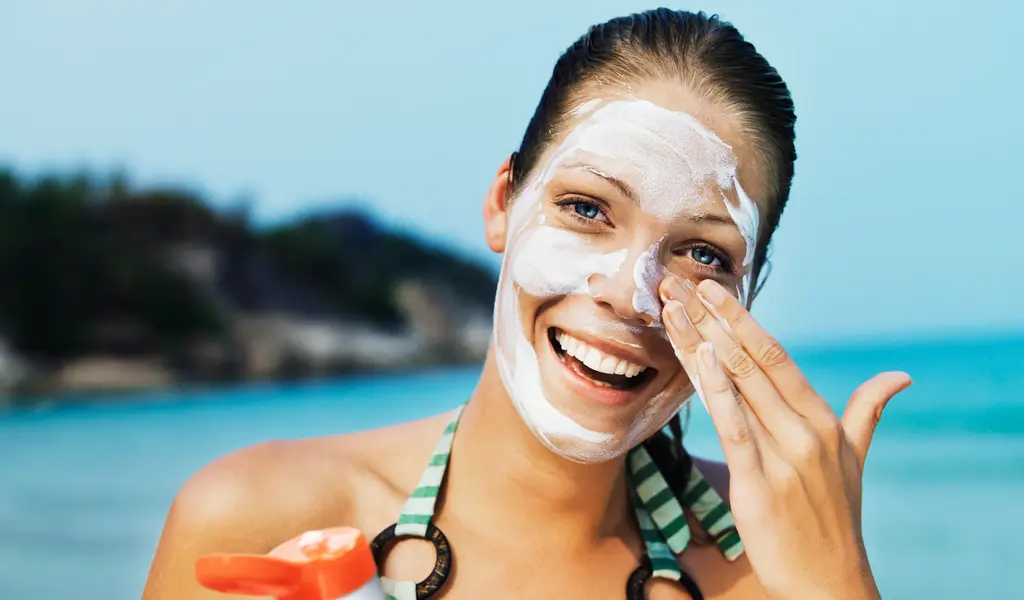 The Benefits of Using Blue Lizard Mineral Based Sunscreen