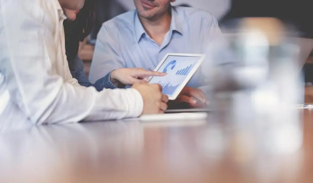 Exploring the Advantages of NNN Real Estate