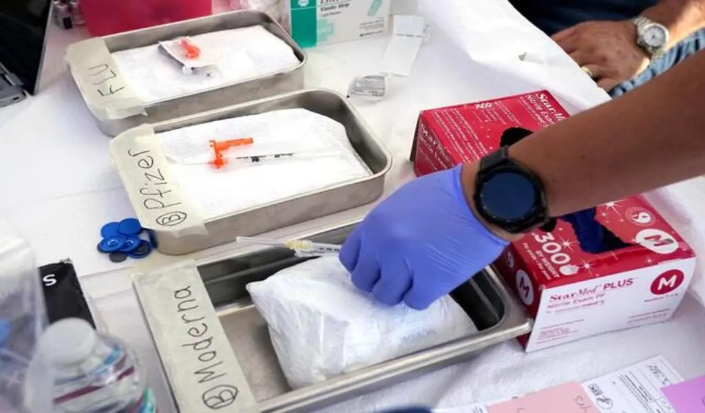 FDA Advisers Back the Same COVID-19 Vaccine for initial Shots