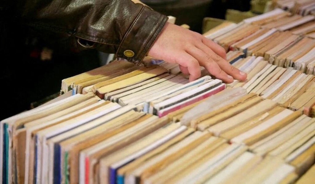 New York Court Convicts Italian Man Of Stealing Unpublished Books