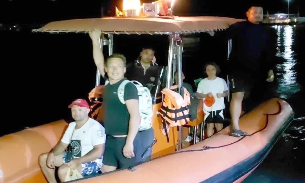 Russian Tourists Abandoned on Island Off Pattaya Rescued by Police