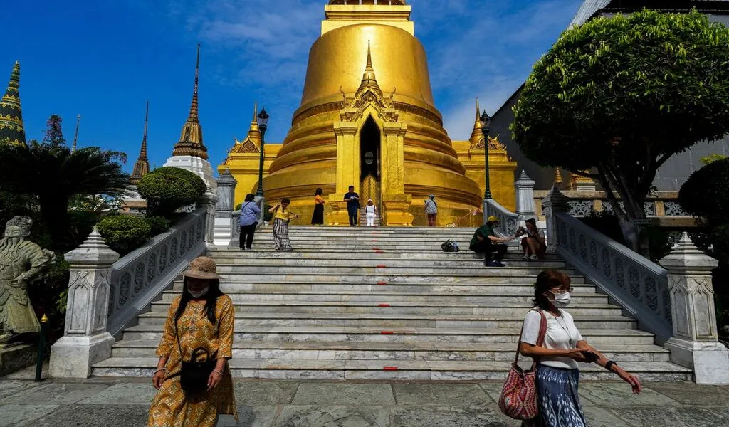 Thailand to Allow Unvaccinated Tourists to Fly into the Country