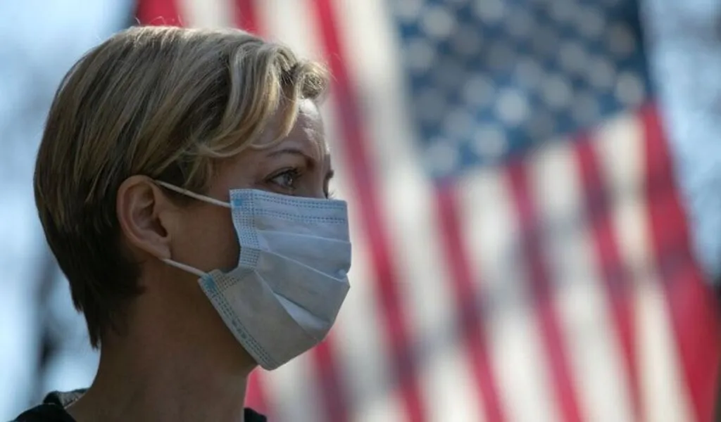 WHO Urges Travelers to Wear Masks as New COVID Omicron Subvariant is Spreading