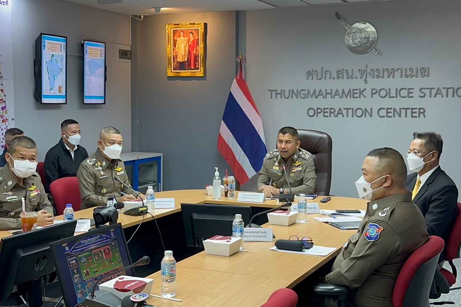 DSI Officials and 9 Police Officers Charged with Extortion
