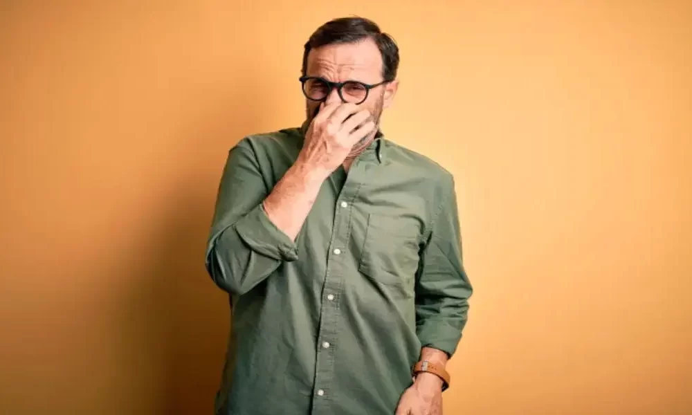 Bad Breath Test: 8 Tips To Combat It