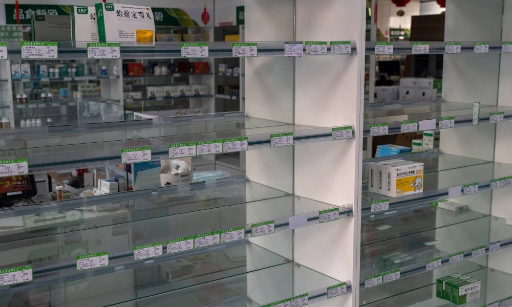 Chinese Tourists Emptying Pharmacies Cold Medicines