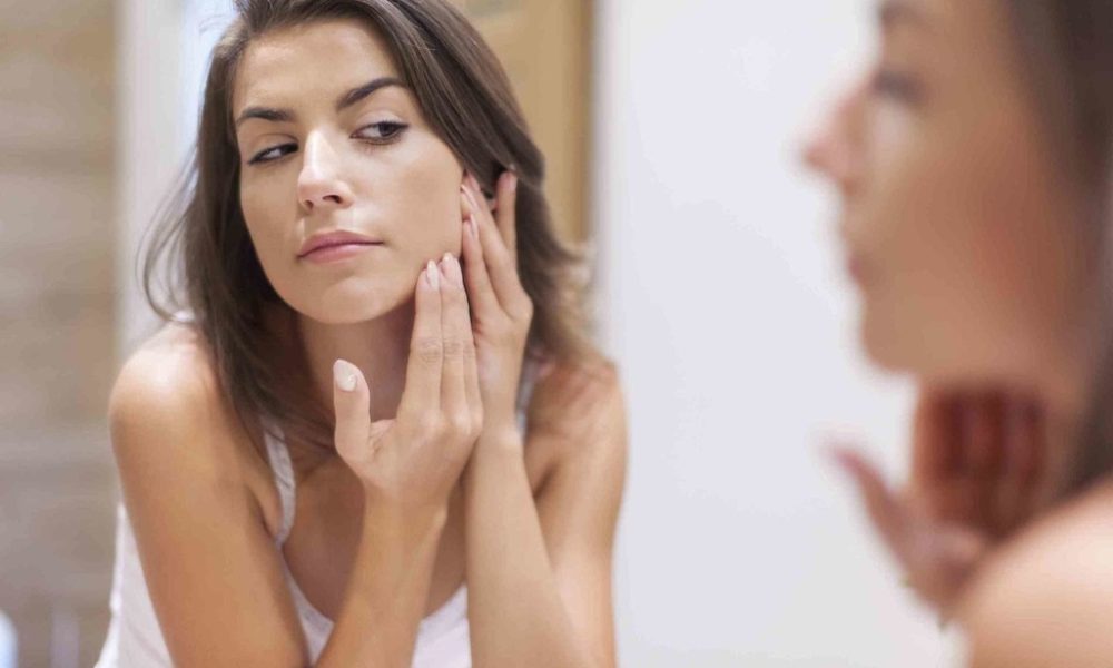 Reduce Inflammation And Scarring From Acne With CBD Supplements!