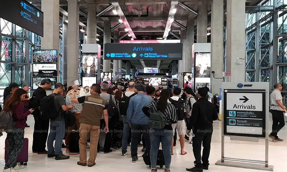 Over 100 Cops to be Charged Over illegally Issuing Visas for Chinese Investors in Gray Businesses