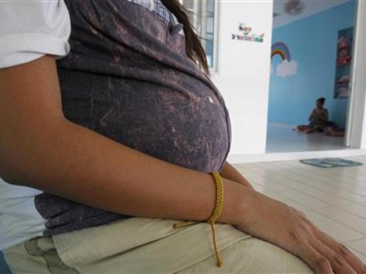 Thailand's Education Minister Protects Pregnant Students