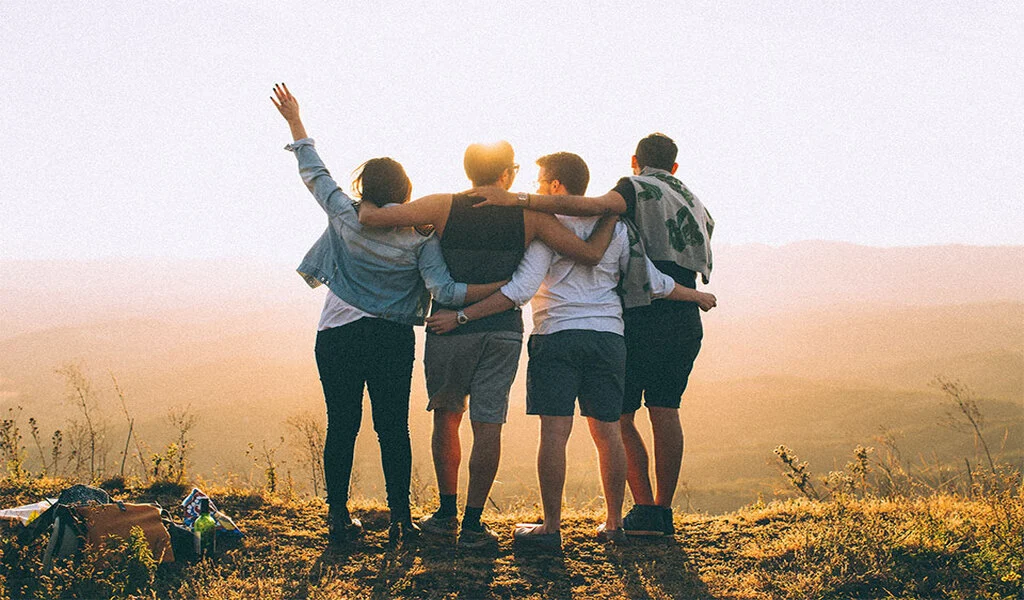 4 Tips for Stress-Free Traveling With Your College Bestie