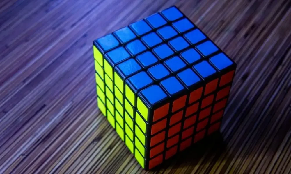 Mastering the 5x5 Rubik's Cube: Advanced Techniques and Strategies