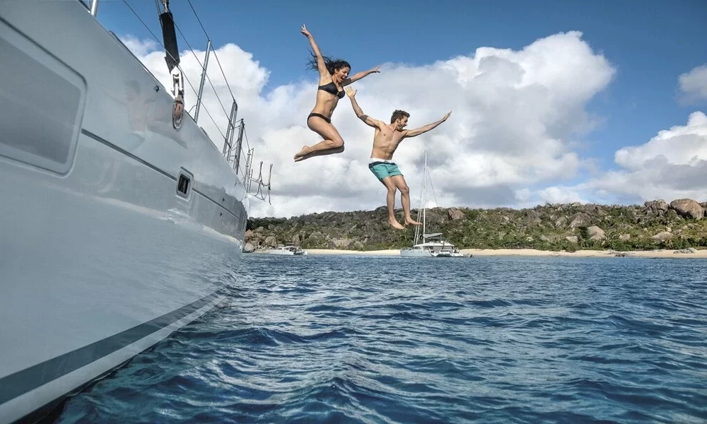 Sailing and Wildlife: Discovering the Beauty of Marine Life While on a Yacht