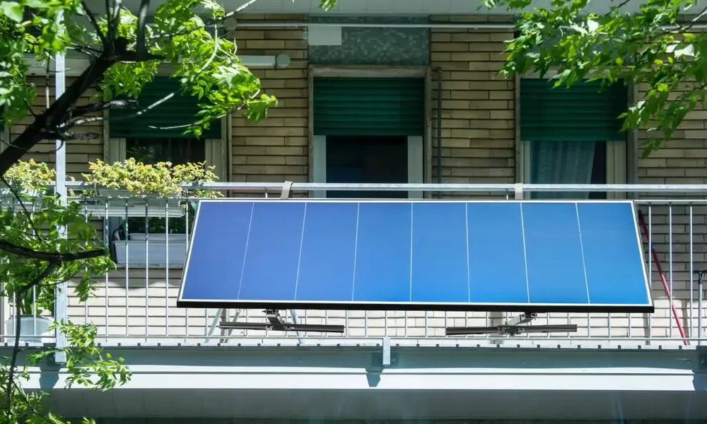 Sungold's Balcony Solar System: A Great Way to Generate Power at Home