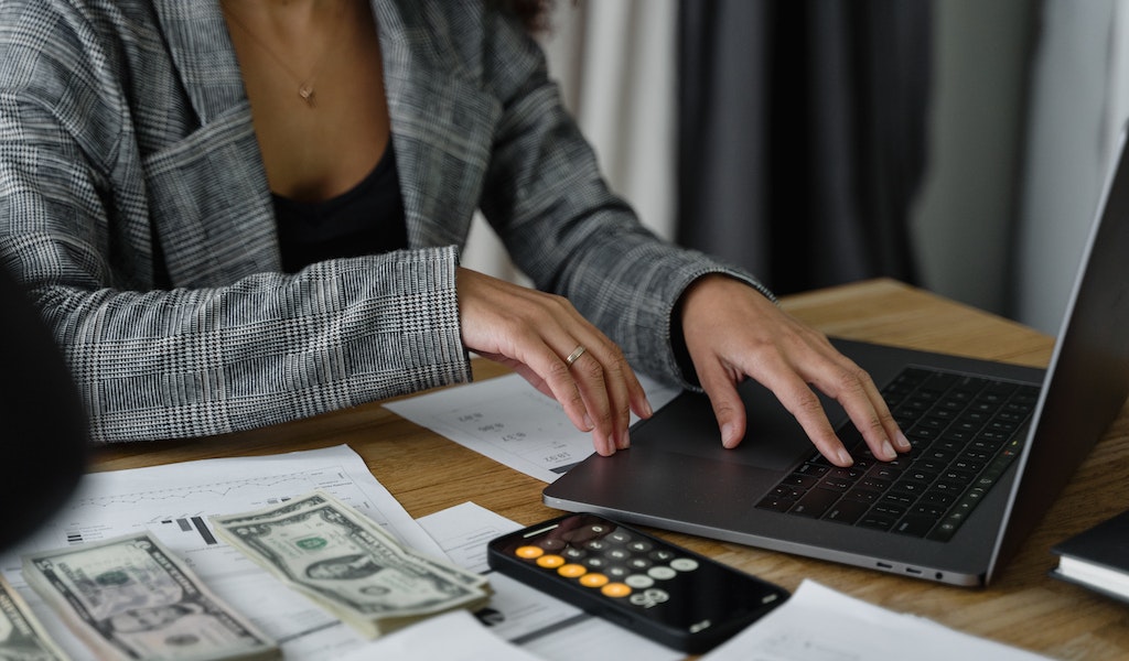 How to invest in ETFs