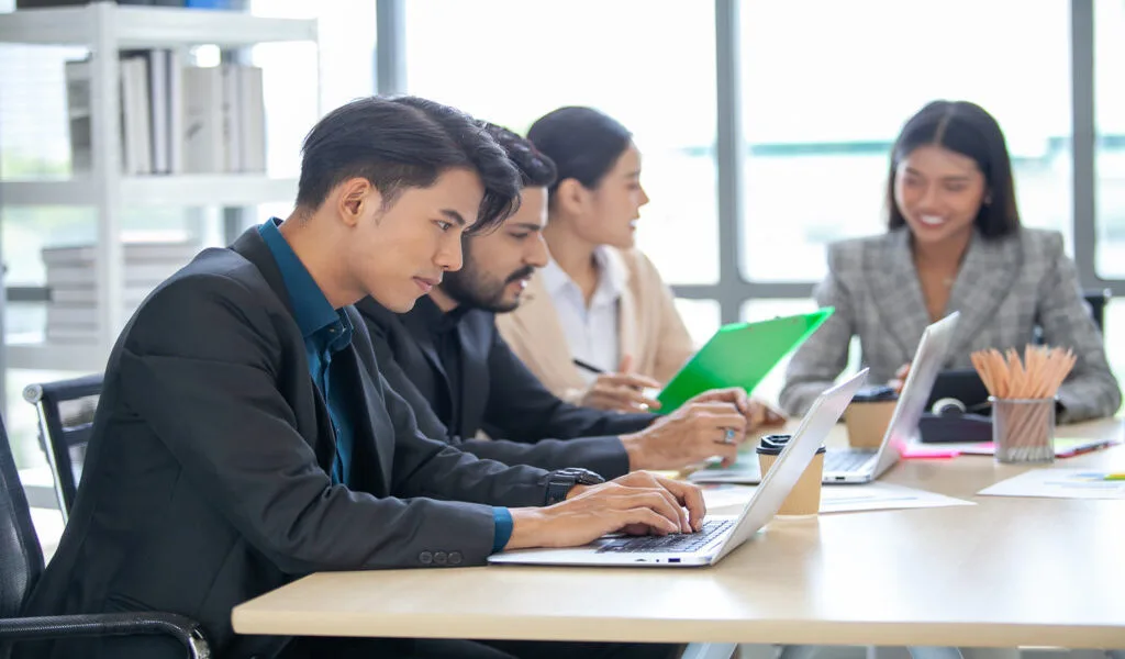 4 New & Modern Tech Solutions for Businesses in Asia