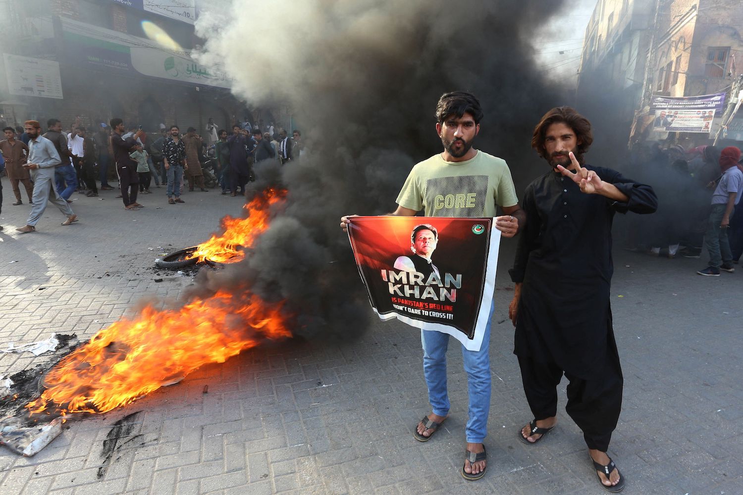 Protests Erupt Across Pakistan Over Arrest of Imran Khan