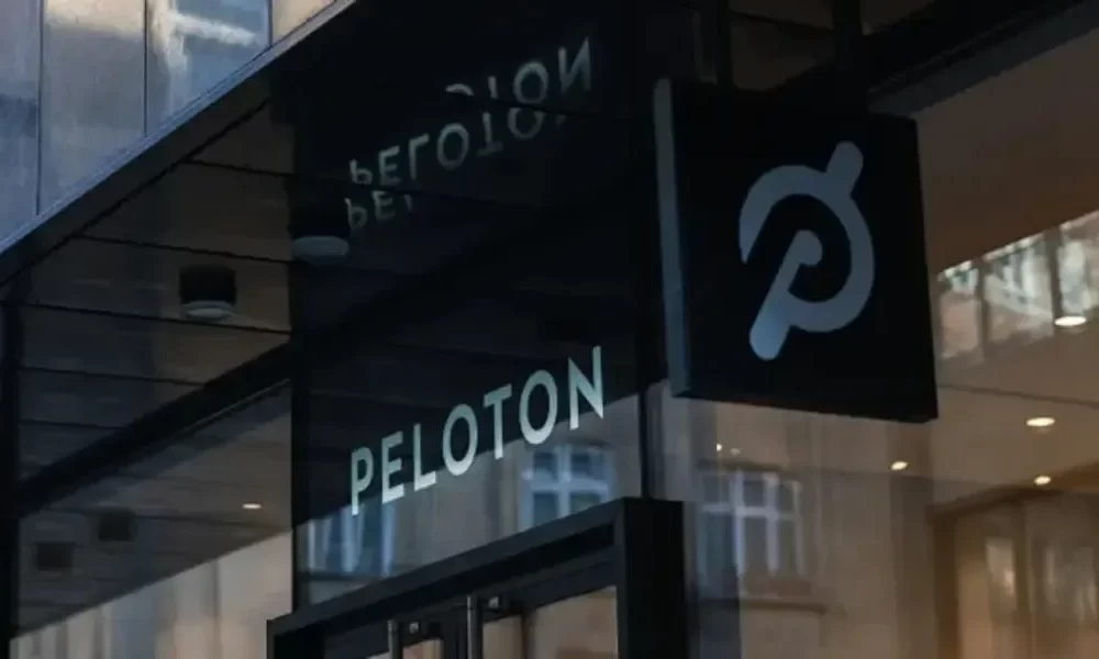 Peloton Shares Drop 20% After a Bigger Loss Than Expected, a Recall, And Seasonality