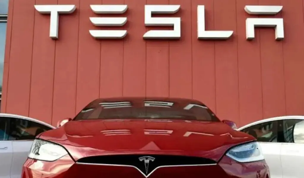 Tesla Launches Low-Cost Model X And S Cars In The U.S.