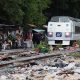 Japanese Tourist Photo's Shame Thailand's State Railways into Cleaning up Garbage