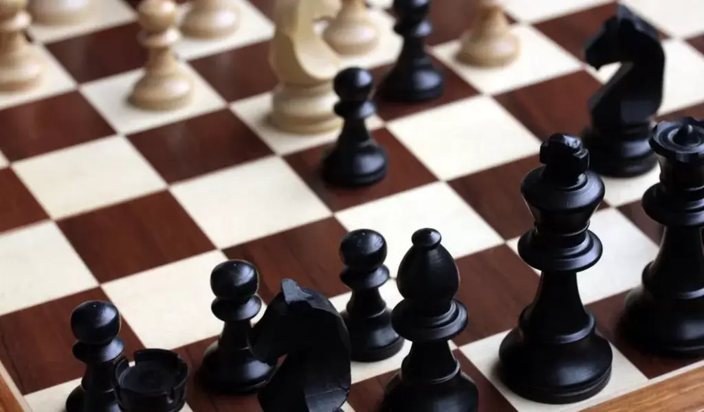 FIDE Temporarily Bars Transgender Women from Women's Chess Events