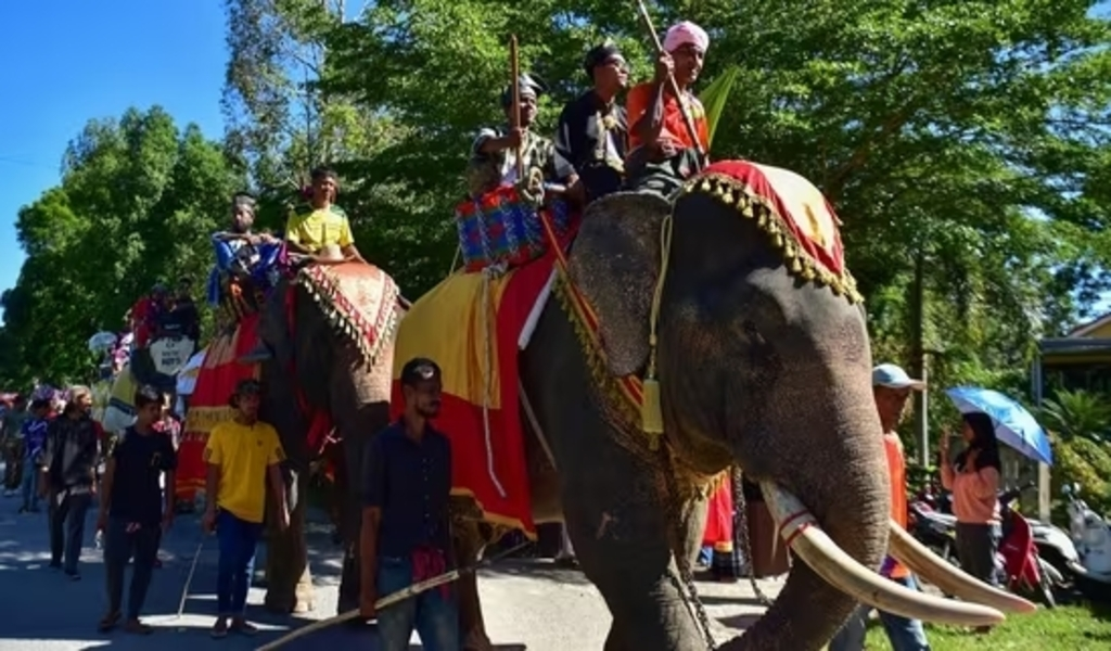 Thailand is Set to Ease Visa Requirements to Attract Tourists from China and India