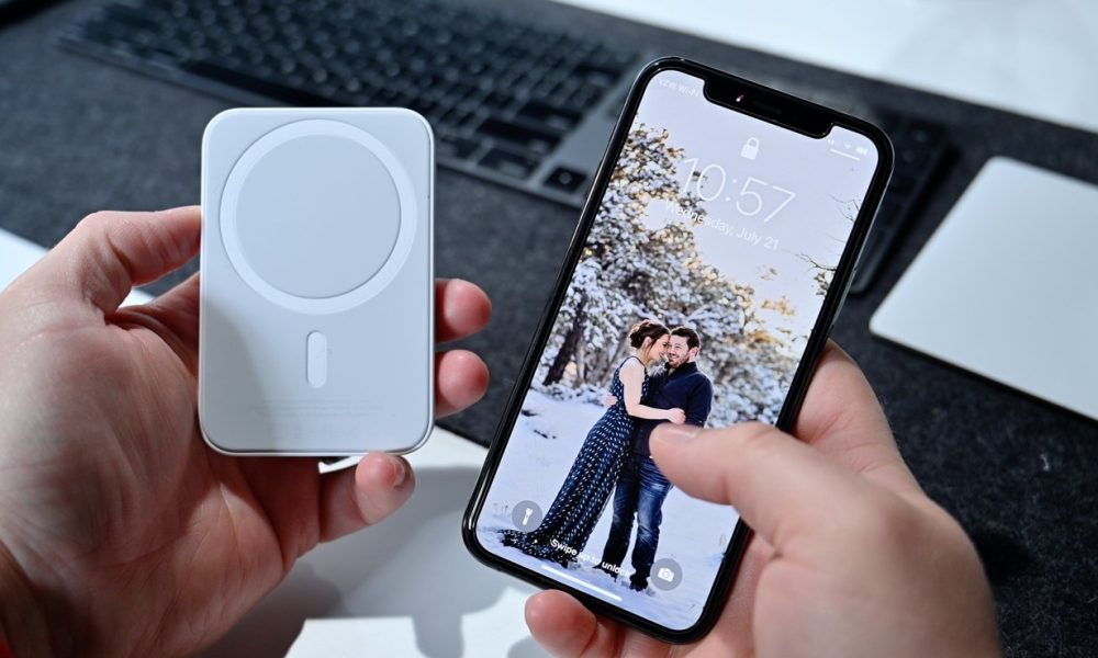 iPhone battery pack