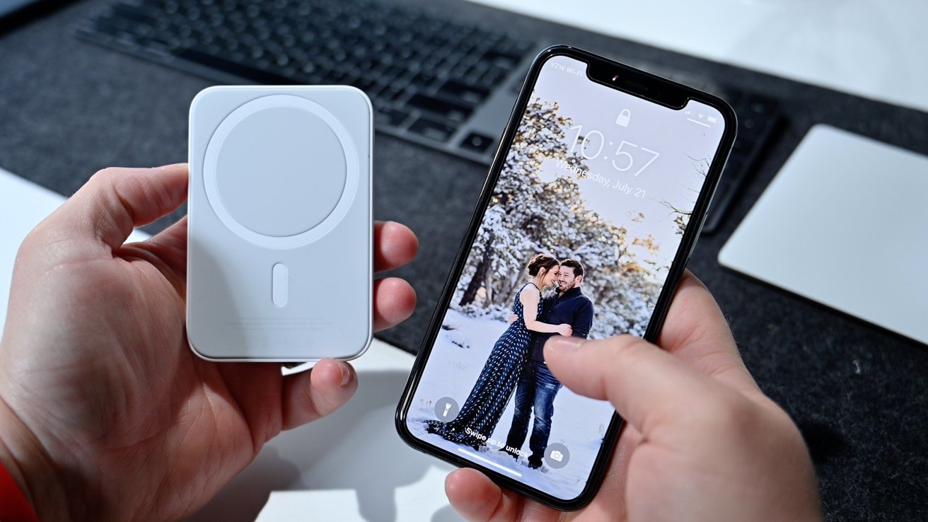iPhone battery pack