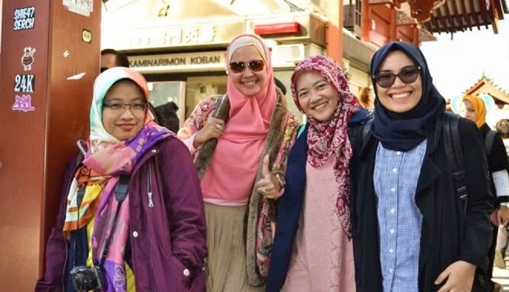 Thailand Aims to Be Top Muslim Tourist Destination By 2027