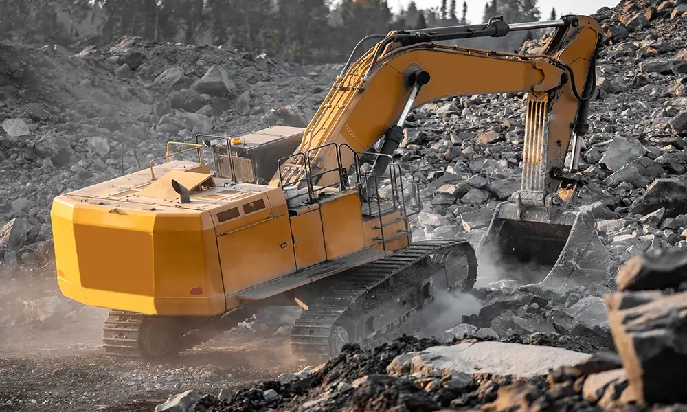 Tracked vs. Wheeled Excavators: Pros and Cons for Construction Projects
