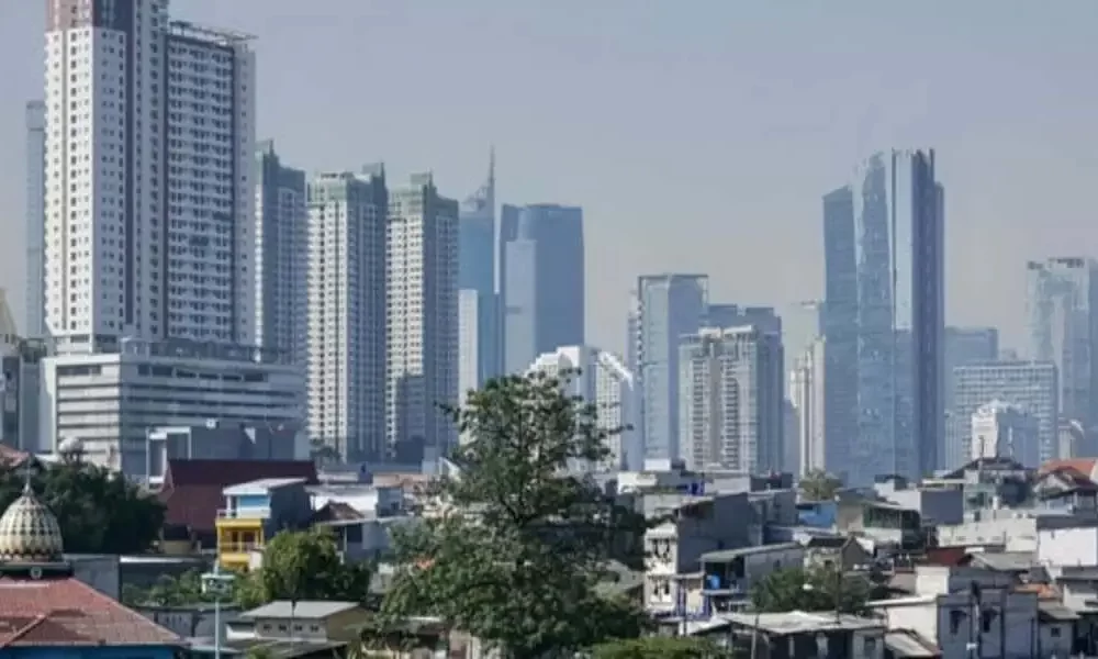 TikTok's Impact On E-Commerce Worries Jakarta Market Sellers