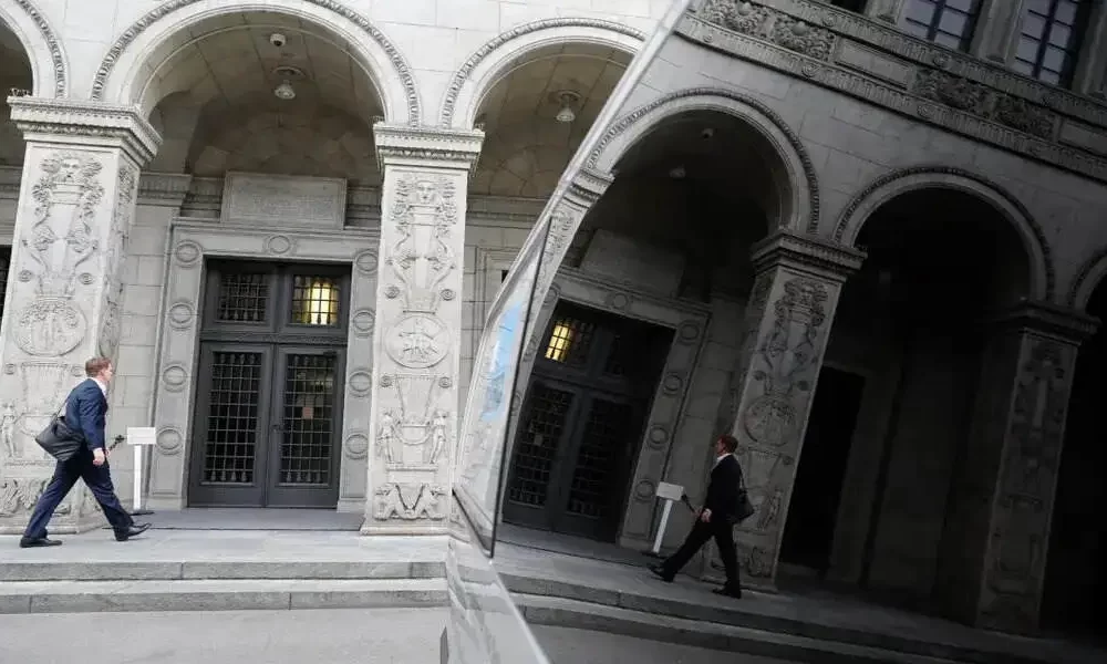 Credit Suisse's National Banker Says Talks Can't Save It