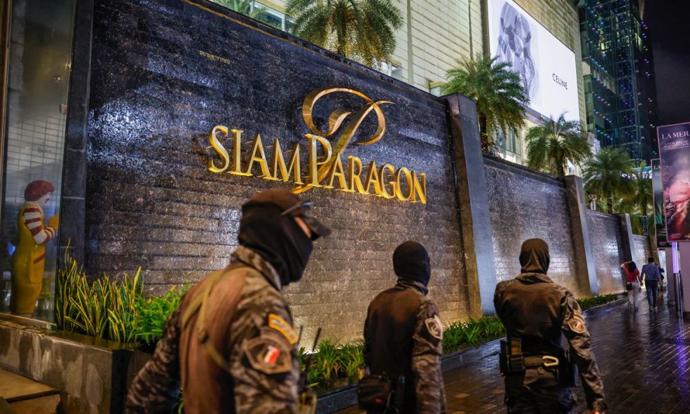 Nearly 60,000 Chinese Tourists Cancel Thailand Visit After Siam Paragon Mall Shooting