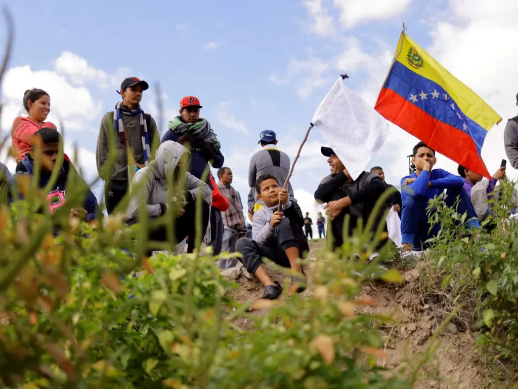 venezuelans us border