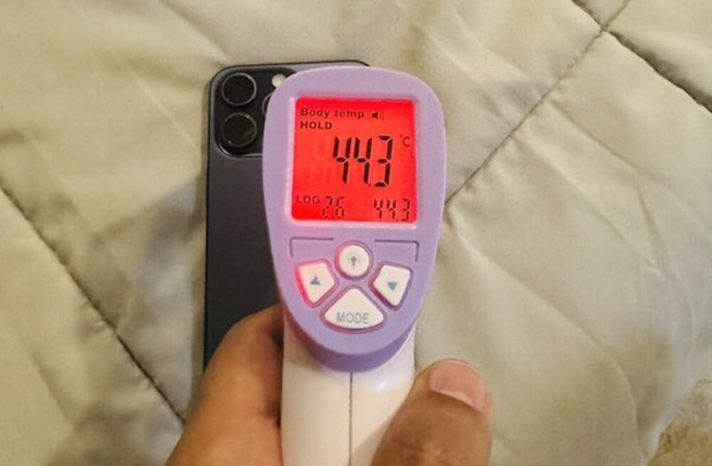 Apple iPhone 15 is overheating