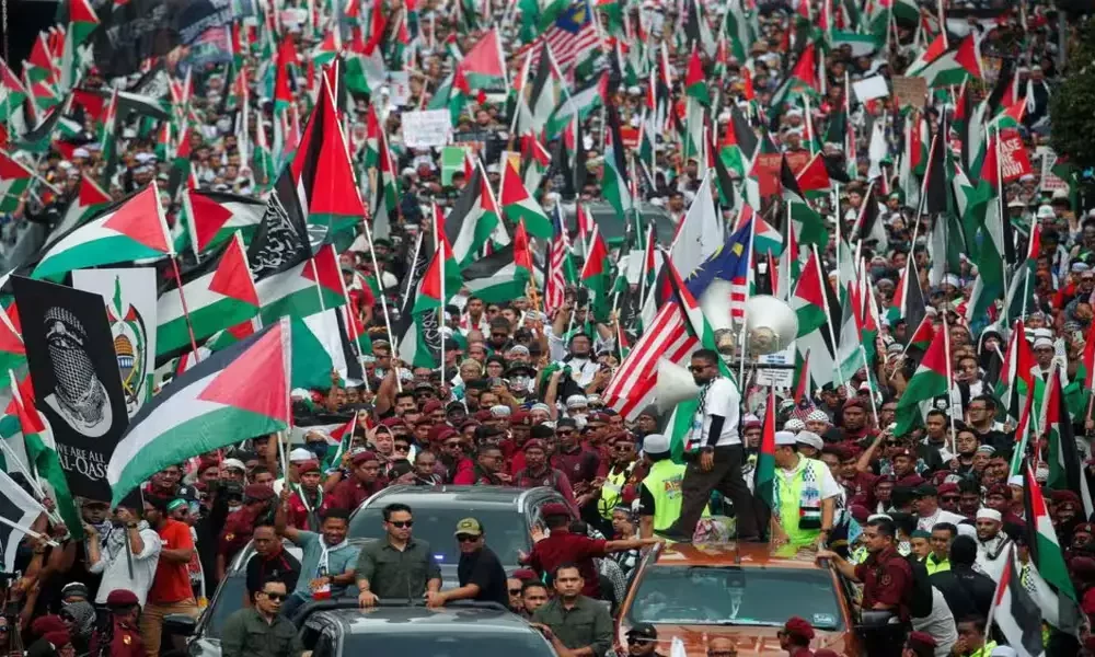 Hundreds of Thousands Rally in Global Cities to show Support for the Palestinians