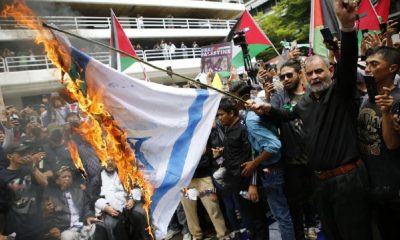 Muslims Protest at Israeli Embassy in Bangkok