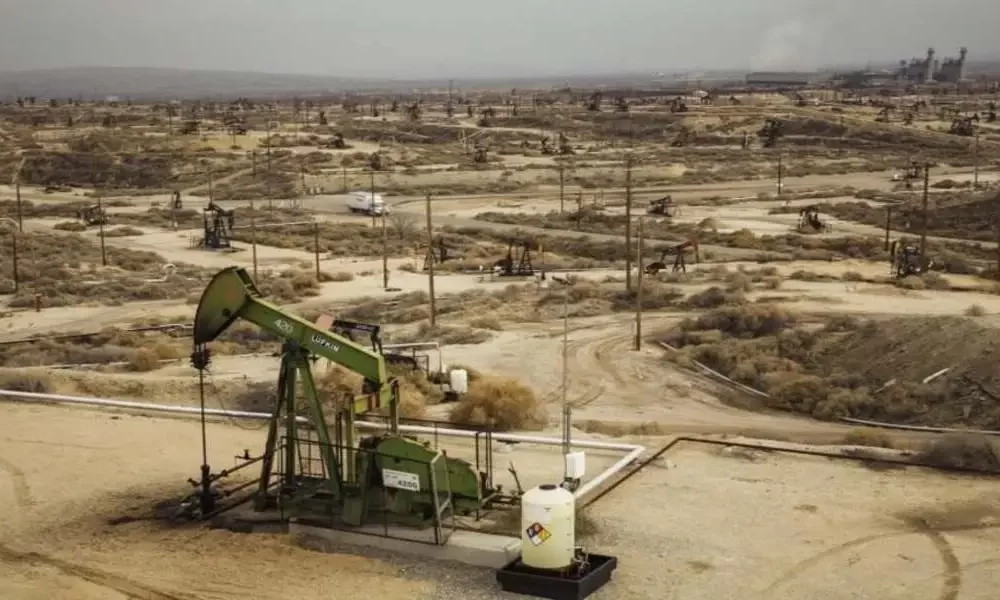 Settlement Negotiations vs. Litigation in Oilfield Accident Cases